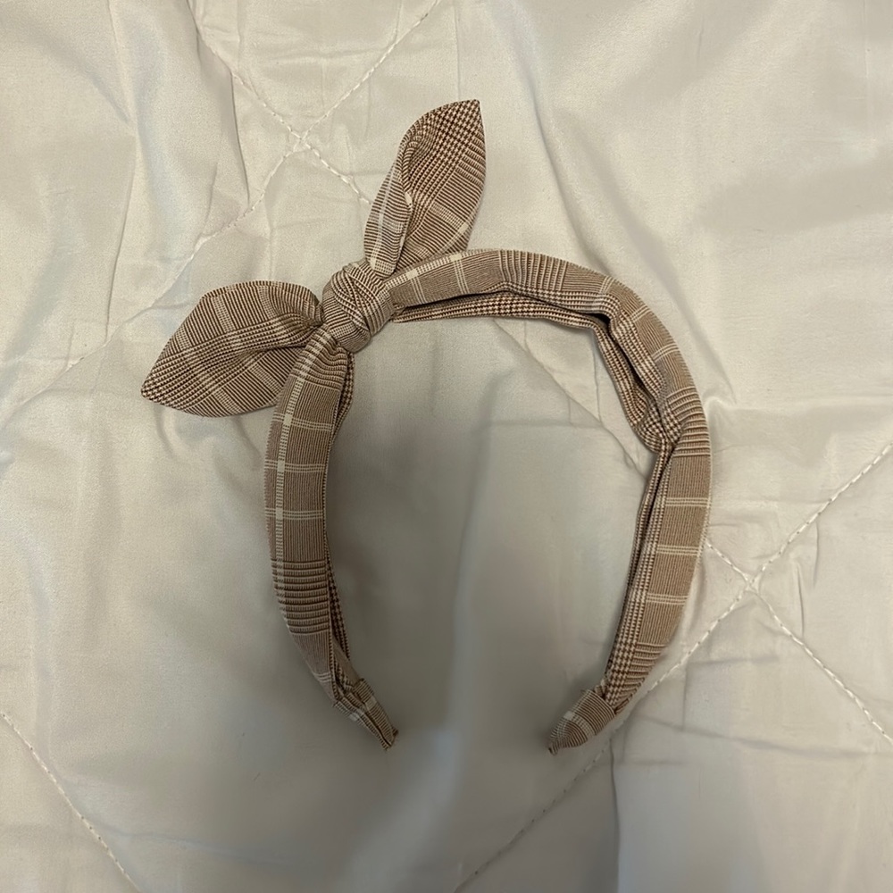 Forever 21 Pink and White Plaid Stripe Bow Tie Headband